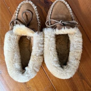 L.L. Bean Women's Tan Slippers
